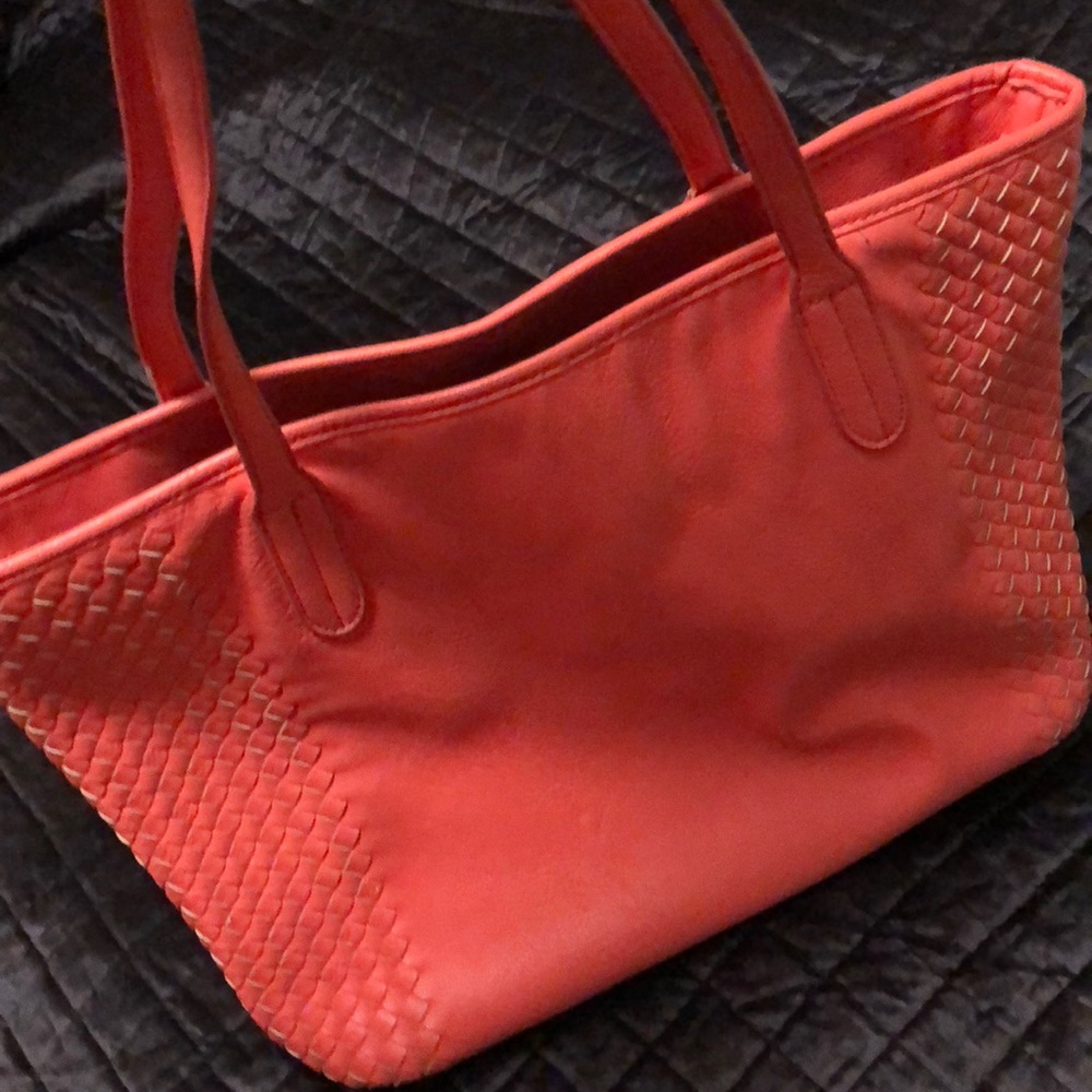 Pink Tote - Picture 4 of 4